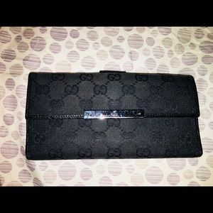 Used. Authentic Gucci wallet